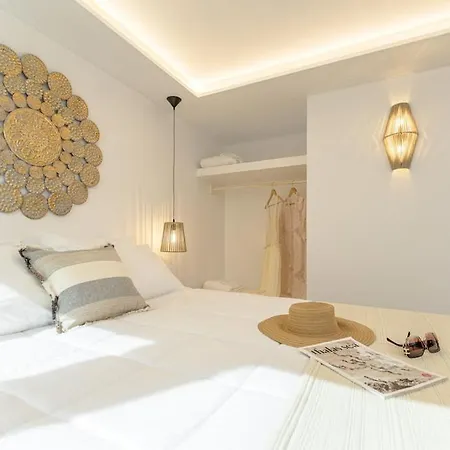 Naxian Nest 2br Near - Semi Basement *