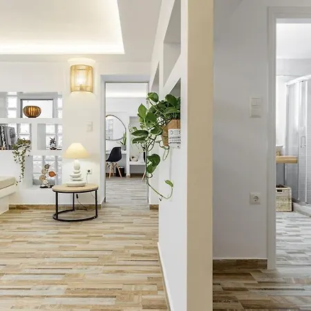 Naxian Nest 2br Near - Semi Basement Apartment *