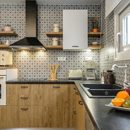 Apartment Naxian Nest 2br Near - Semi Basement