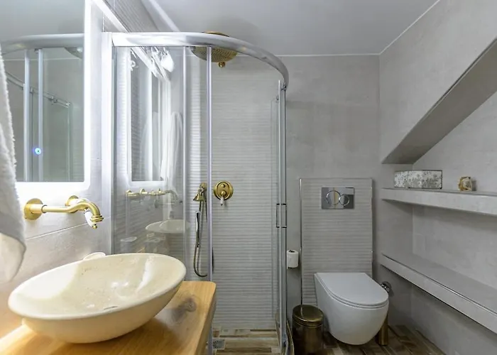 Apartment Naxian Nest 2br Near - Semi Basement *