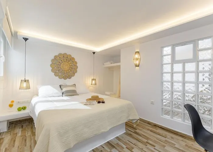 Naxian Nest 2br Near - Semi Basement Apartment *